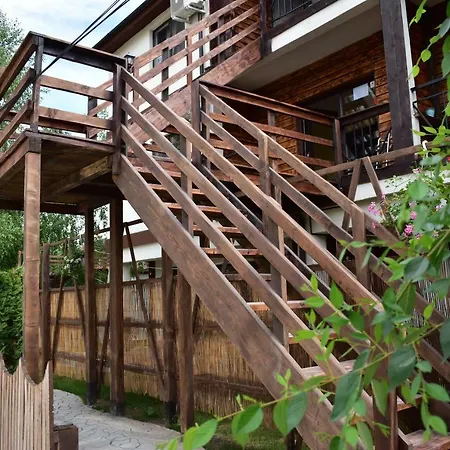 Tudor Mamaia Nord Guest house *